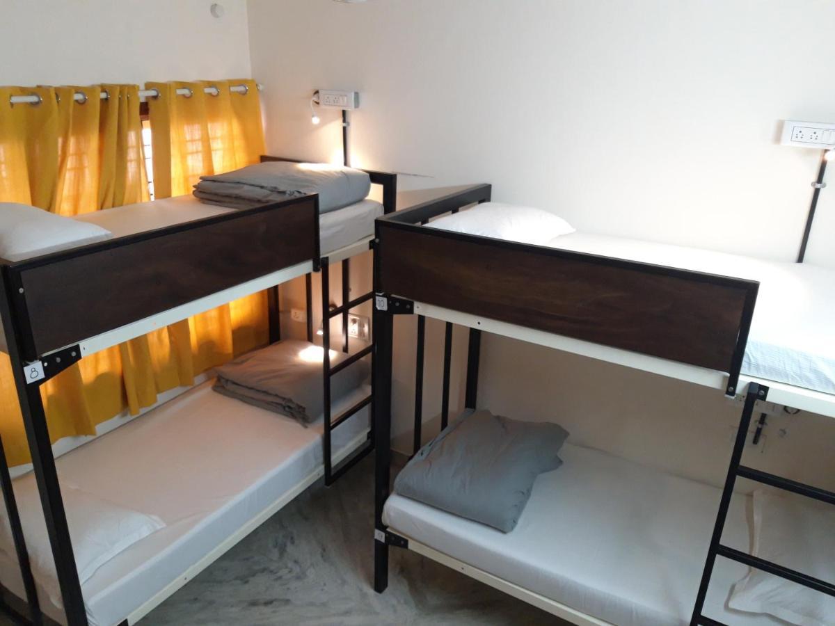 Chirpy Co-Living Space & Hostel Bangalore Exterior foto