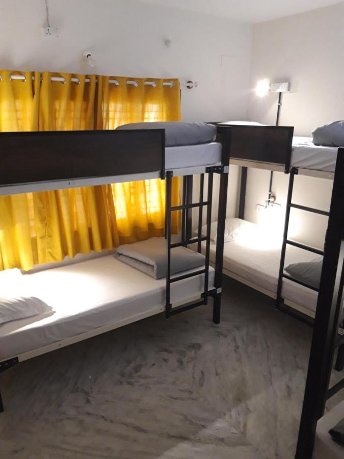 Chirpy Co-Living Space & Hostel Bangalore Exterior foto