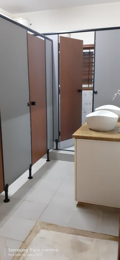 Chirpy Co-Living Space & Hostel Bangalore Exterior foto